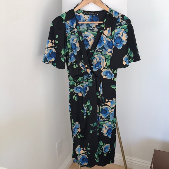 Zara Dresses Zara Knotted Floral Print Wrap Dress Poshmark